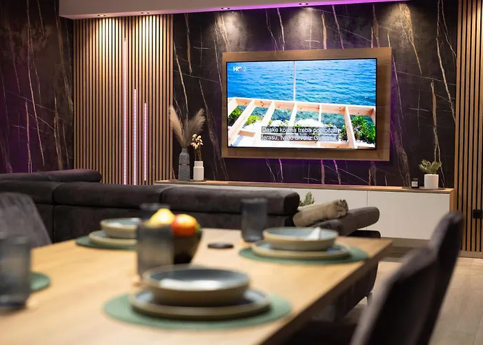 88 - Private Heated Pool *