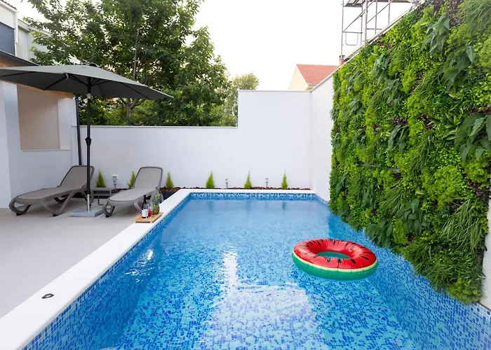 88 - Private Heated Pool *