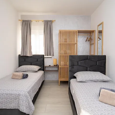 88 - Private Heated Pool Appartement *