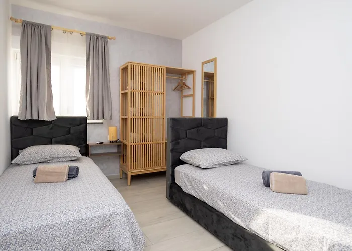 88 - Private Heated Pool Appartement *