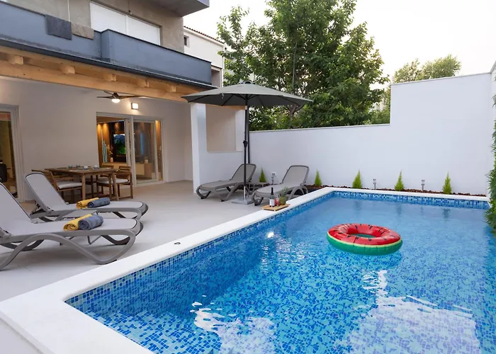 88 - Private Heated Pool *